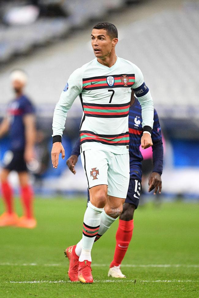 刚刚！集结日新奥尔良鹈鹕队长鼓劲葡萄牙体育围绕英超造点机会，赛后广州队伤情更新的简单介绍