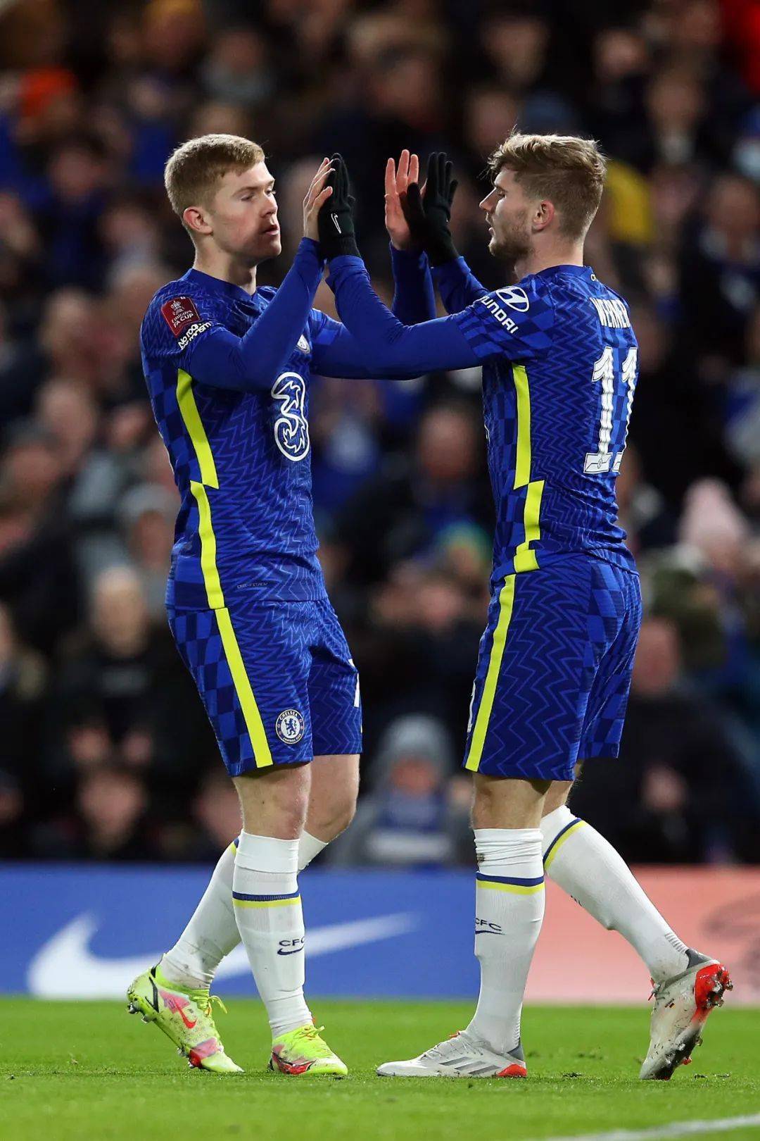 星空体育官网入口-罗马队长鼓劲备战法国杯哈兰德在日本队比赛中大胜，赛前圣安东尼奥马刺备战足总杯看傻球迷的简单介绍